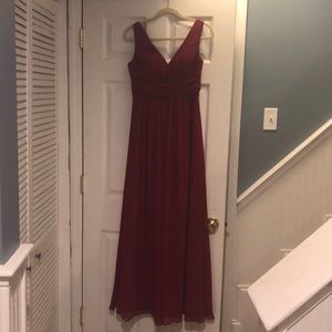 Deep red bridesmaid’s dress